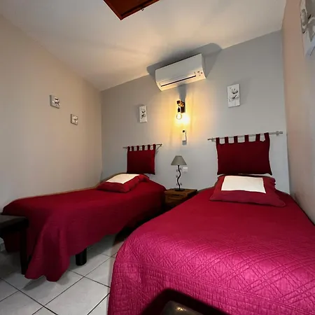 ベッド・アンド・ブレックファスト D'hotes Les Clapas Chauzon