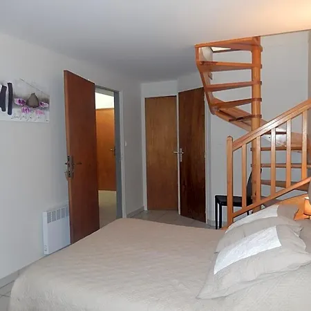 D'hotes Les Clapas Bed & Breakfast Chauzon