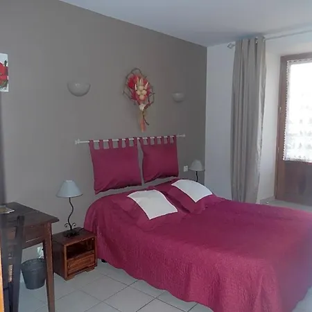 D'hotes Les Clapas Bed & Breakfast Chauzon