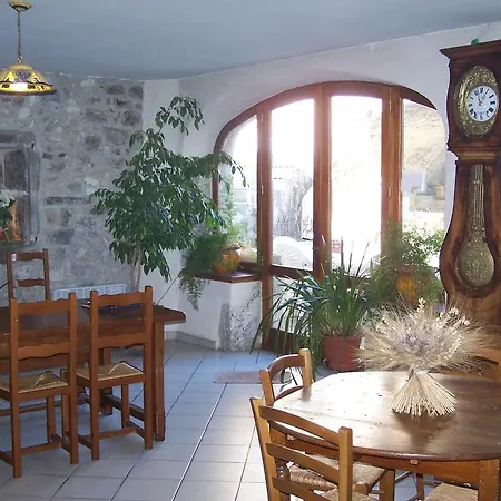 Bed & Breakfast D'hotes Les Clapas Chauzon